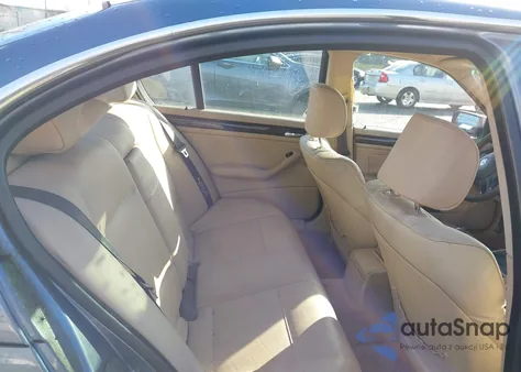 2002 BMW 330I из США, поврежденный, VIN WBAEV534X2KM16662